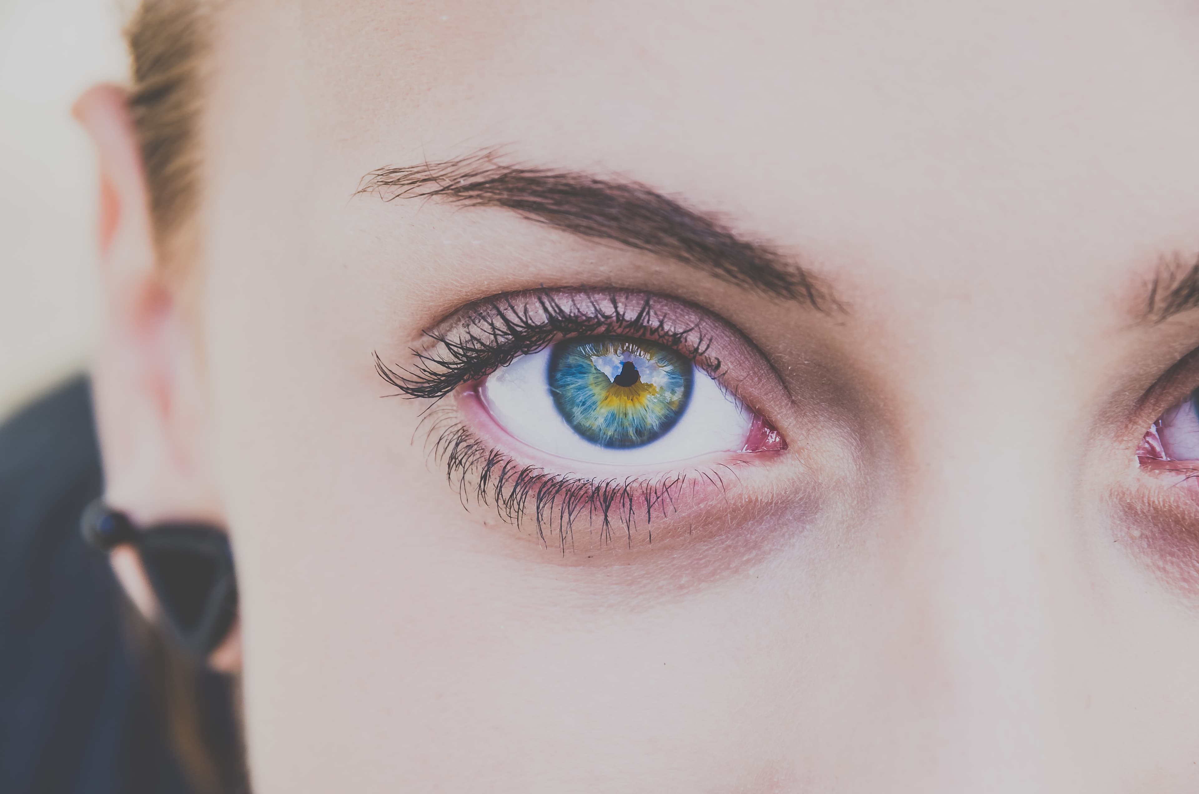 Eyelid Lift Surgery